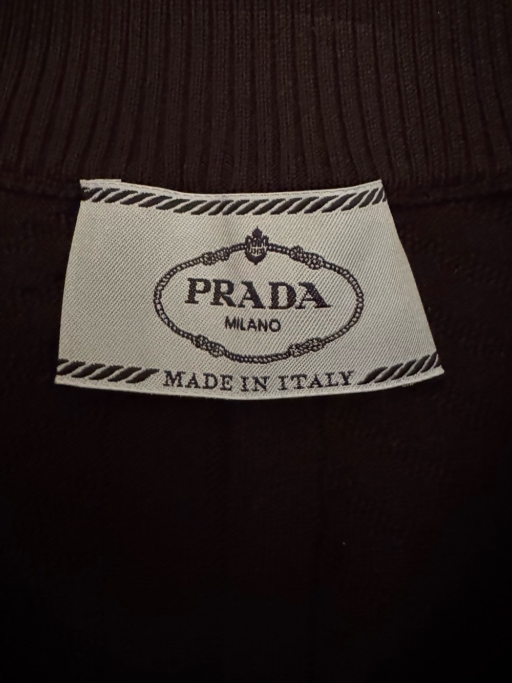Prada Linea Rossa Black Cropped Zip Vest - Picture 4 of 5